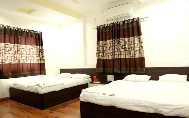 Hotel United House Shirdi Eksteriør bilde